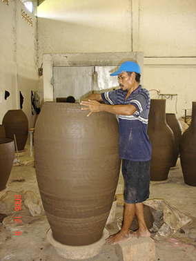 membuat terracotta dari tanah liat